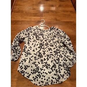 Woman’s Ann Taylor blouse